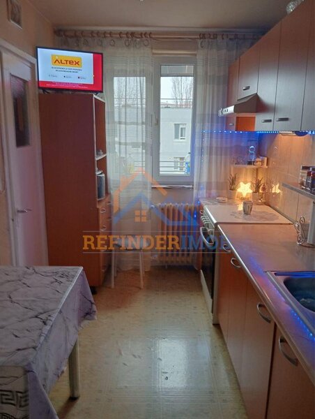Titan, Ozana apartament 3 camere de vanzare